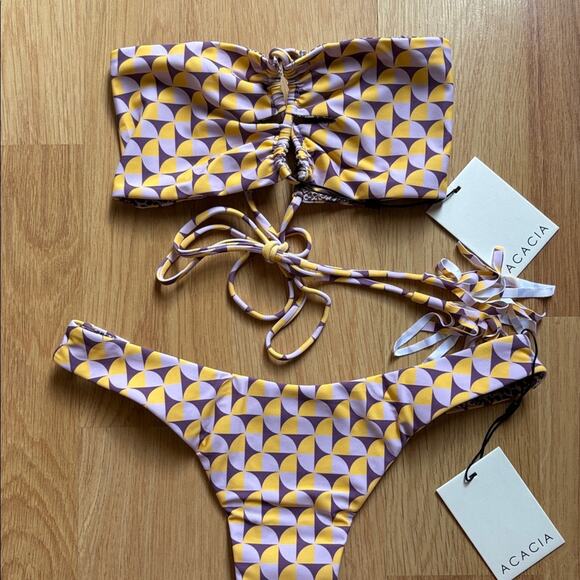 Acacia Swimwear lumahai Top oslo bottom in Goldie size S bikini set - Picture 2 of 3